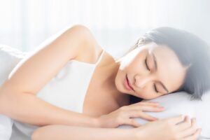 寝る子は育つ。寝る大人は痩せる。